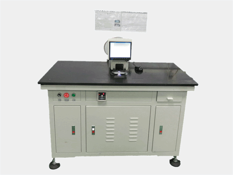 自動(dong)打孔機